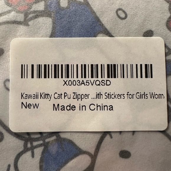 Hello Kitty Zipper Wallet - Picture 5 of 5